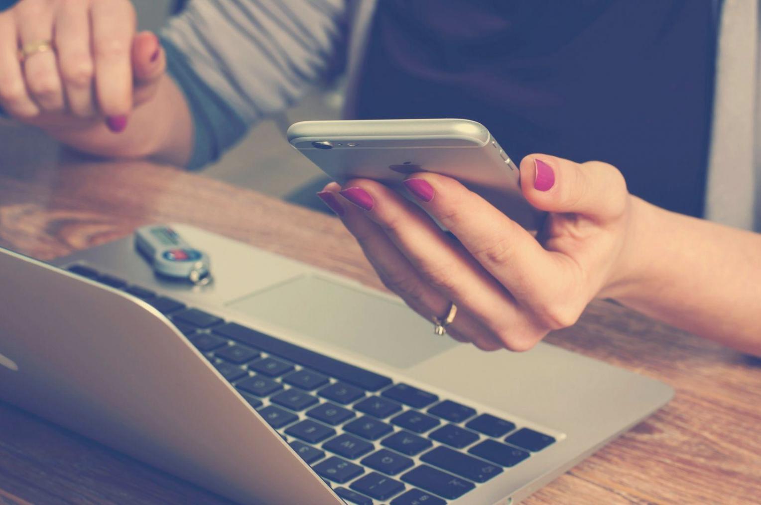 Environnement de formation professionnel avec analystes financiers